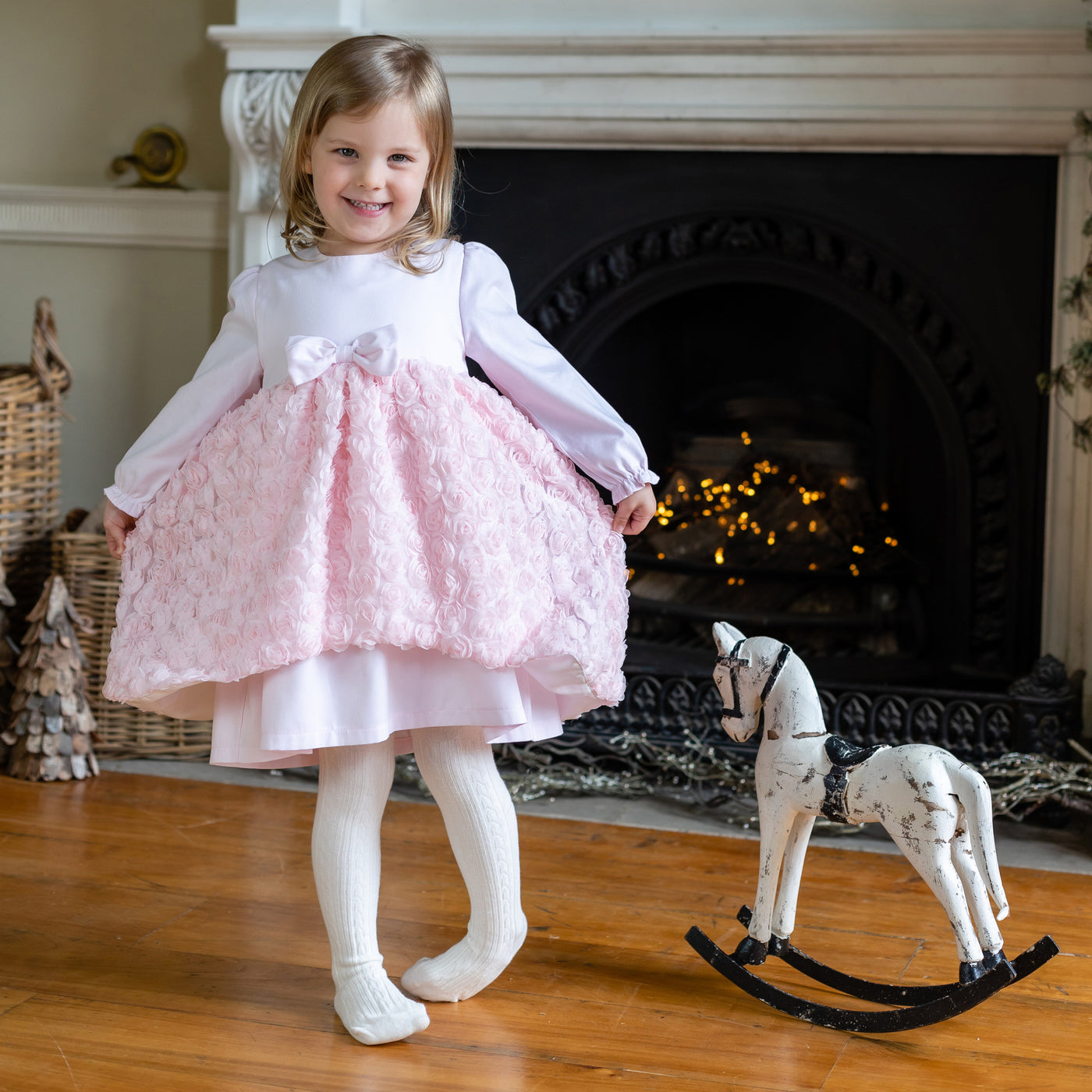 Coco Pink Baby-Mädchen-Partykleid mit Strumpfhosen